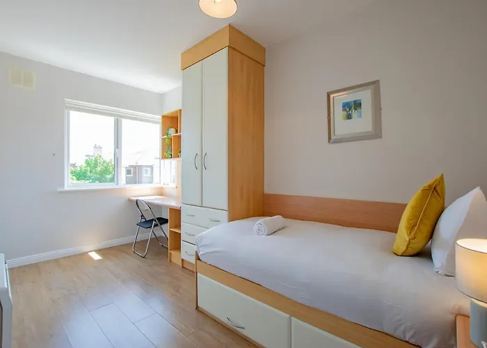 Large 4 Bed In * Limerick Junction